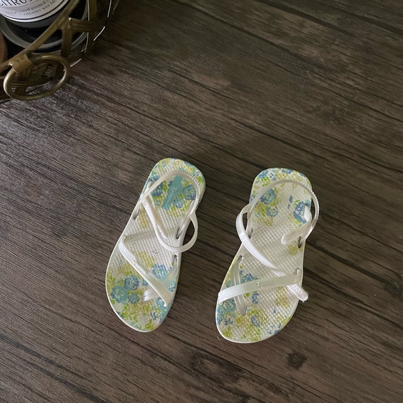 Girl sandals - Picture 2 of 3